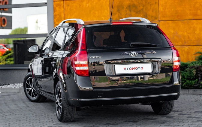 Kia Ceed cena 17900 przebieg: 162000, rok produkcji 2008 z Radom małe 529